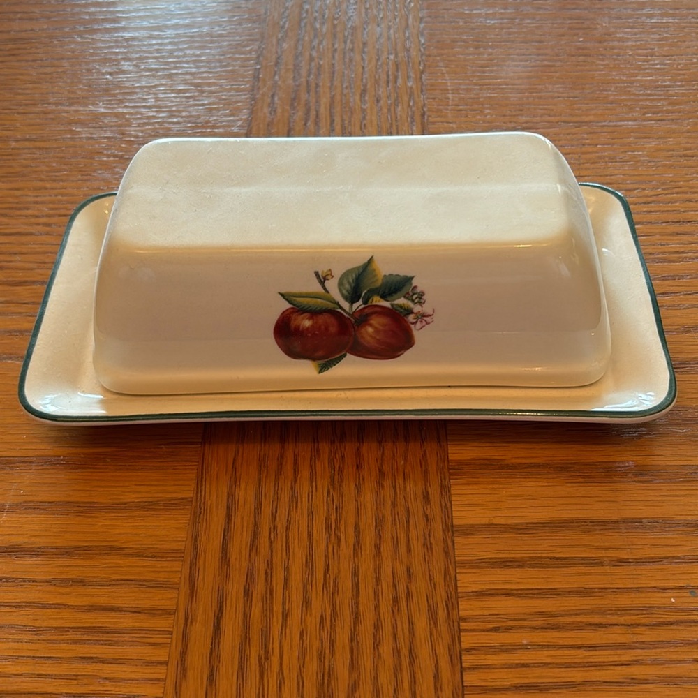 Vintage Apple casuals butter dish